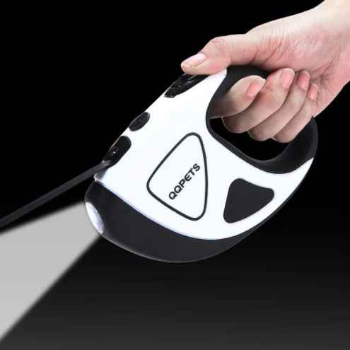 Retractable LED dog leash product image 1