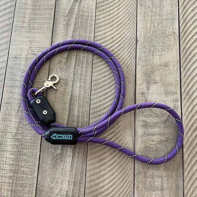 Howlster climbing rope dog leash in purple